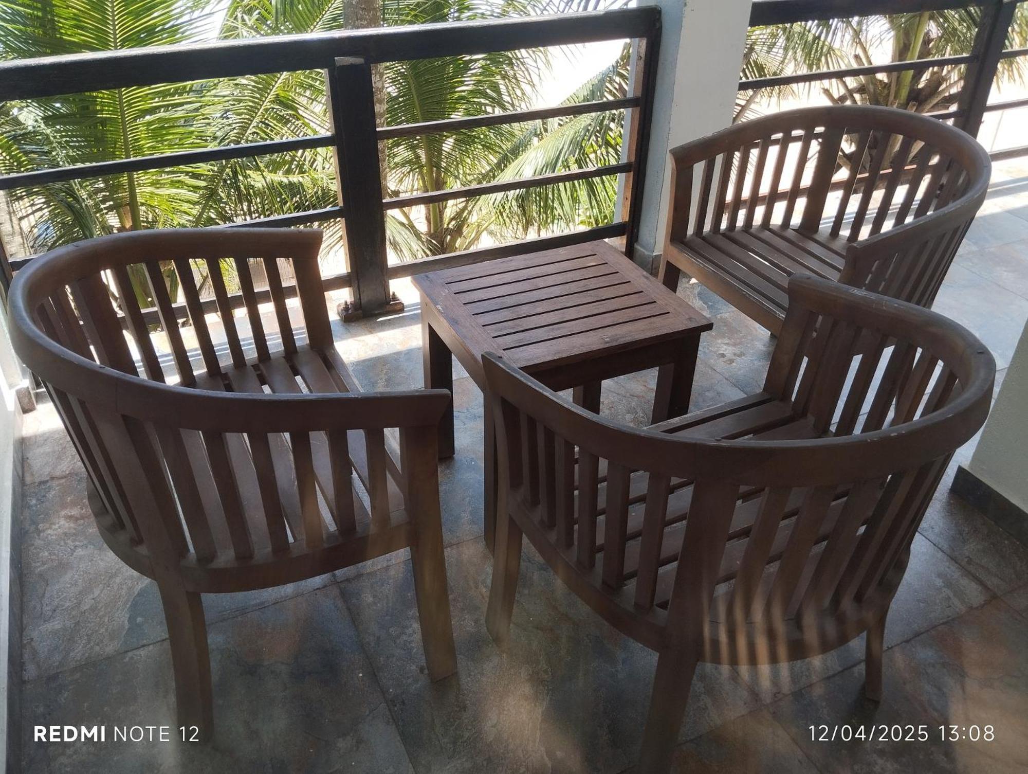 Hotel Ocean Edge Hikka Hikkaduwa Exterior foto