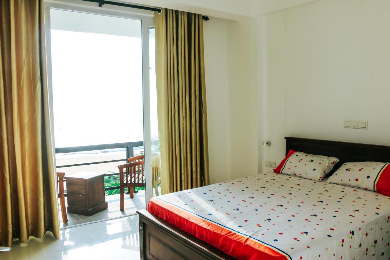Hotel Ocean Edge Hikka Hikkaduwa Exterior foto